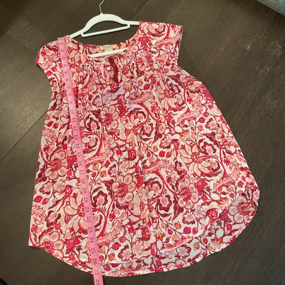 Lucky Brand Red-Pink Floral Cap Sleeve Blouse - Picture 5 of 7
